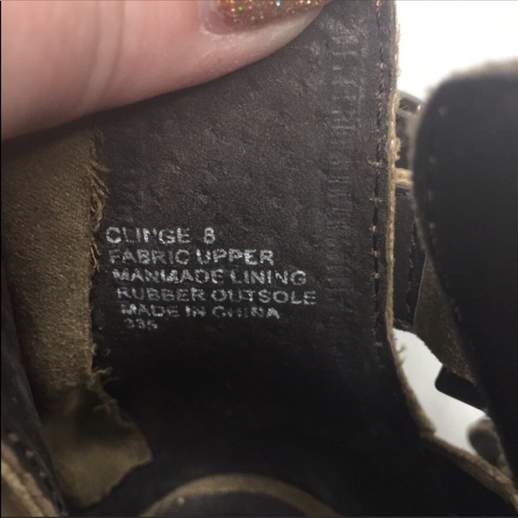 Steve Madden “CLinge” boots in tan - Picture 7 of 8